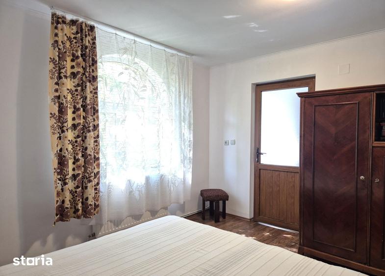 Casă cu 5 camere cu Teren 436 Mp în Bughea de Jos