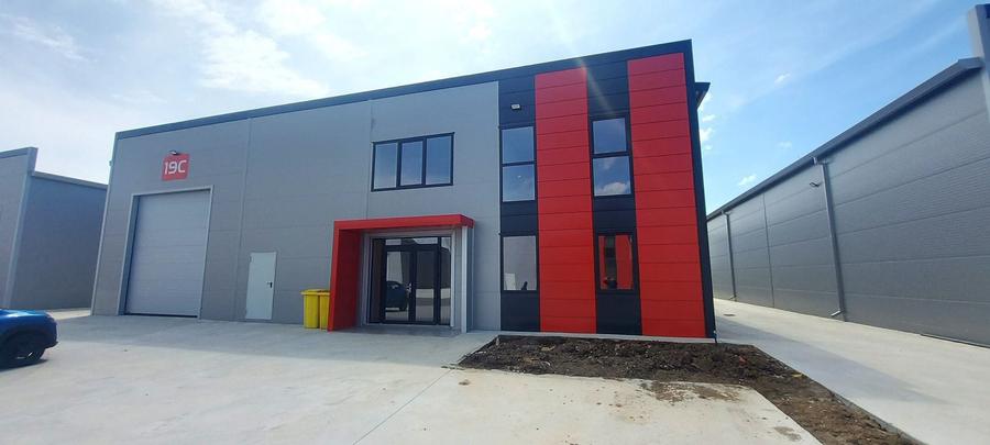 Spațiu industrial, de 650 mp, în Rudeni