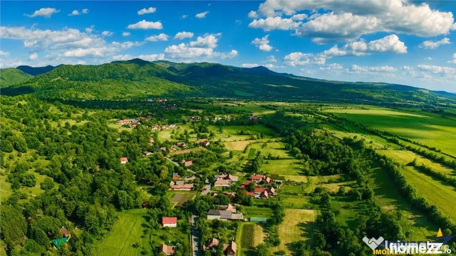 Casă cu 6 camere cu Teren 3269 Mp în Bistra Mureșului