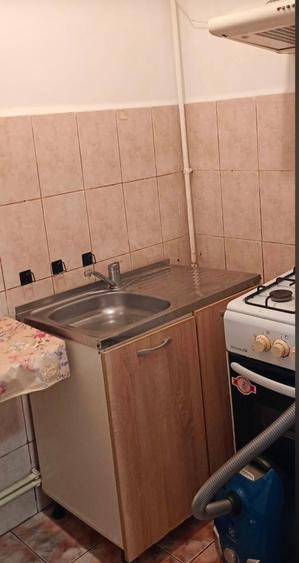 Garsonieră decomandată în Nicolina