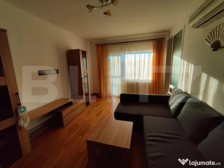 Apartament cu 3 camere decomandat în Aradului