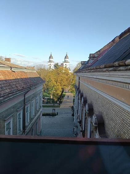 Apartament cu 3 camere în Ultracentral