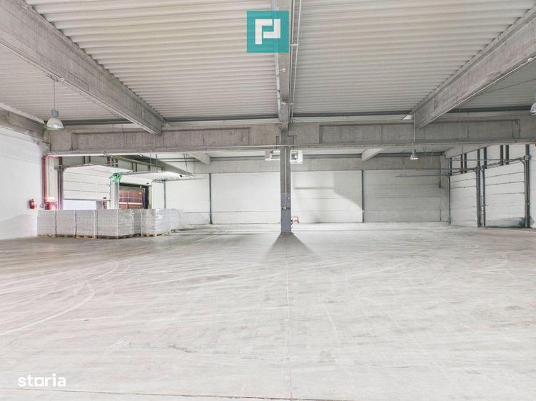 Spațiu comercial, de 3,825 mp, în Borș