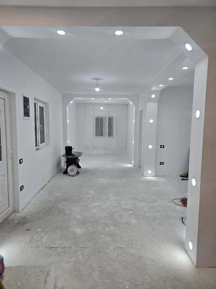 Casă cu 2 camere cu Teren 525 Mp în Grădiștea