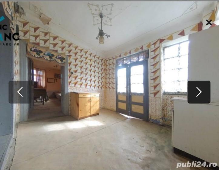 Casă cu 5 camere în Șiclău