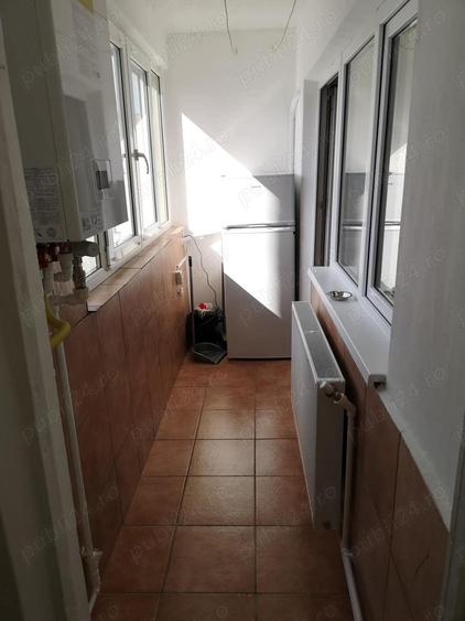 Garsonieră decomandată în Central