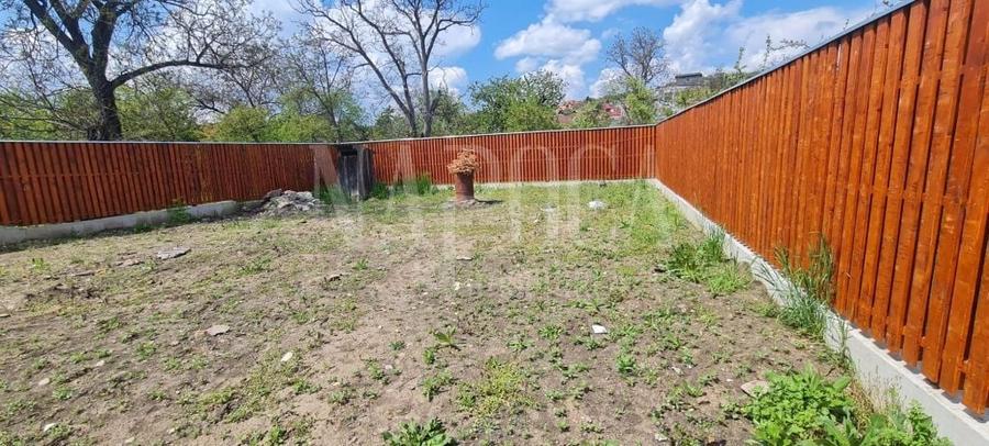 Casă individuală cu 7 camere cu Canalizare în Gară