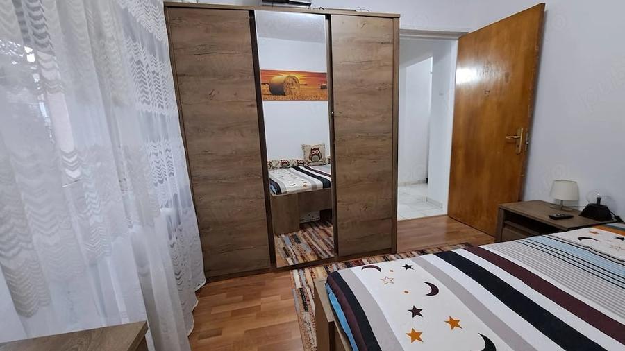 Apartament cu 3 camere decomandat în Giurgiului