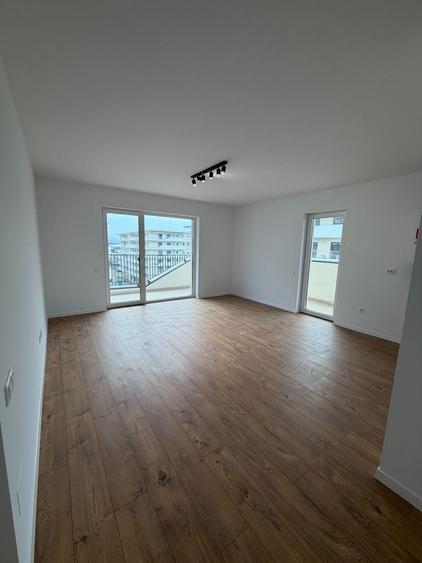 Apartament cu 2 camere decomandat în Florești — fotografia 3