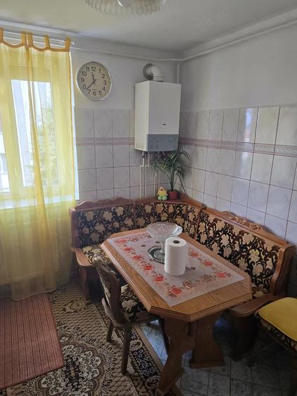Apartament cu 2 camere decomandat în Mărăței