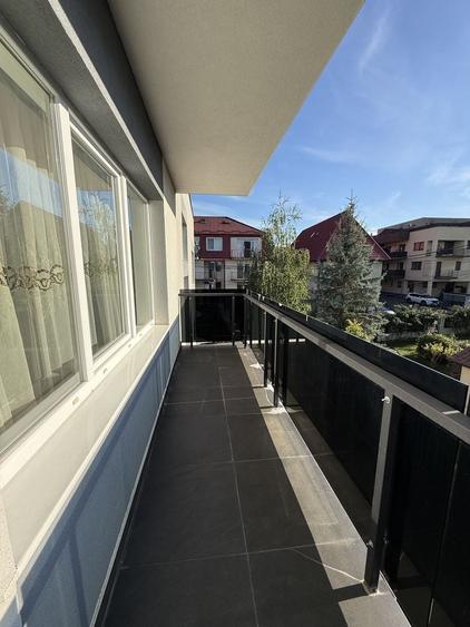 Apartament cu 3 camere decomandat în Zorilor