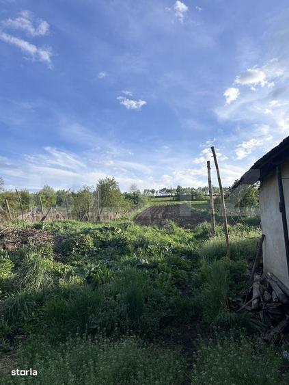 Casă cu 4 camere în Șanț