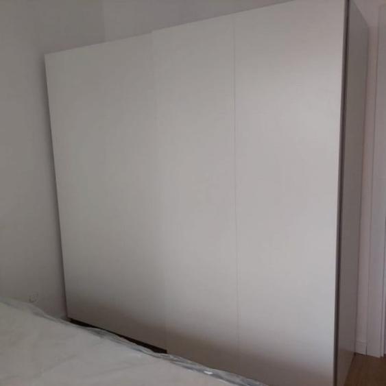 Apartament cu 3 camere nedecomandat în Mihai Bravu