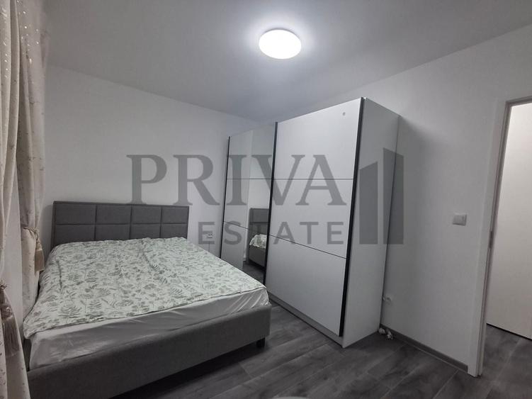 Apartament cu 2 camere semidecomandat, mobilat în Dâmbovița