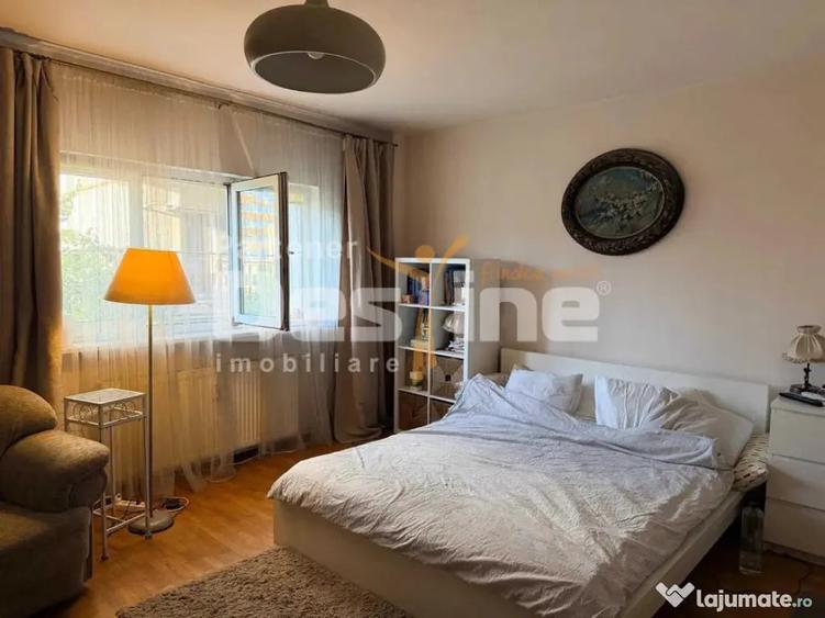 Apartament cu 3 camere decomandat în Nerva Traian