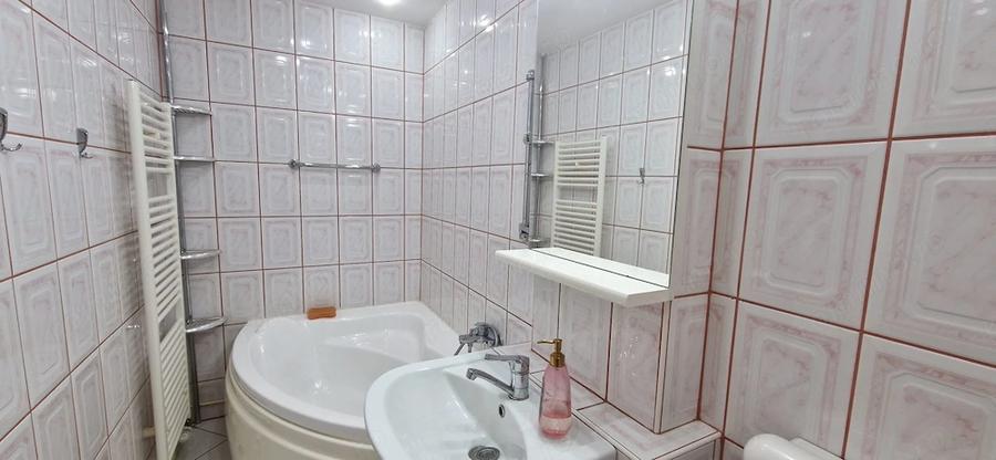Apartament cu 2 camere decomandat în Ștrand