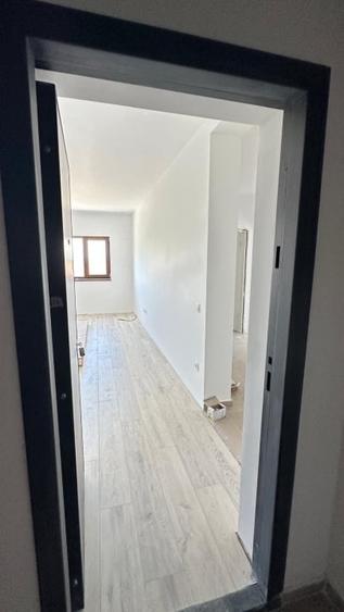 Apartament cu 2 camere decomandat în Sânpetru