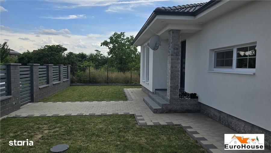 Casă cu 4 camere în Central