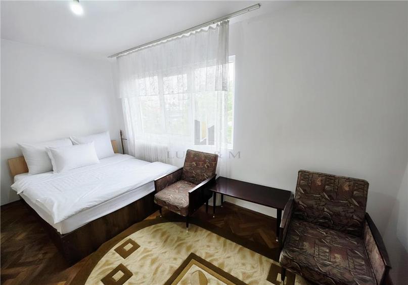 Apartament cu 3 camere semidecomandat în Circumvalațiunii