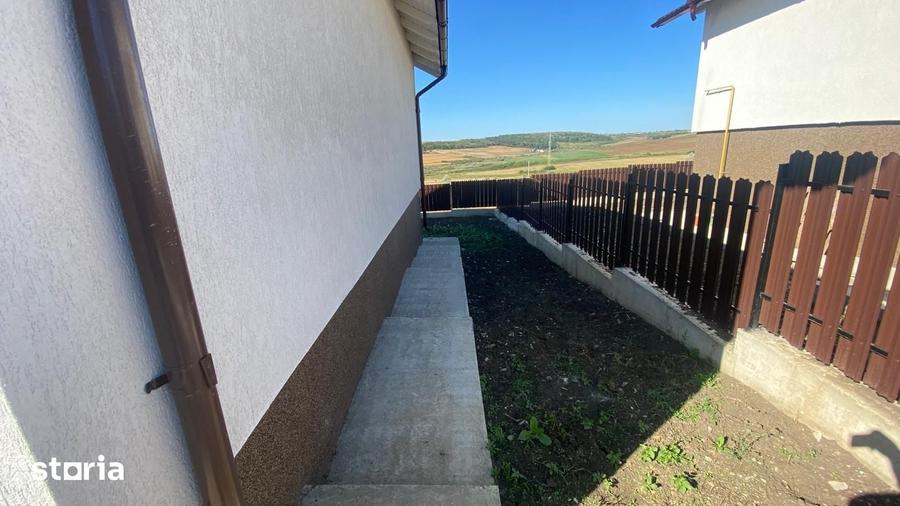 Casă cu 4 camere cu Teren 500 Mp în Miroslava