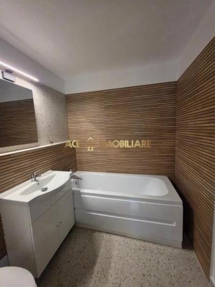Apartament cu 3 camere semidecomandat, mobilat în Crângași