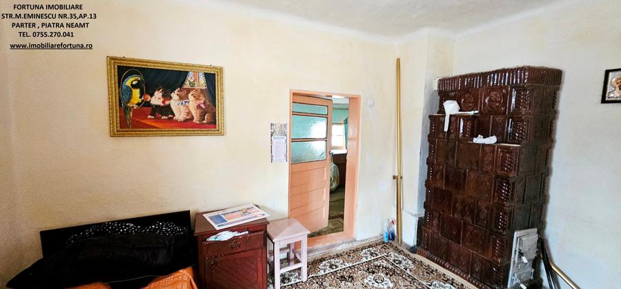 Casă cu 3 camere cu Teren 3506 Mp în Vest