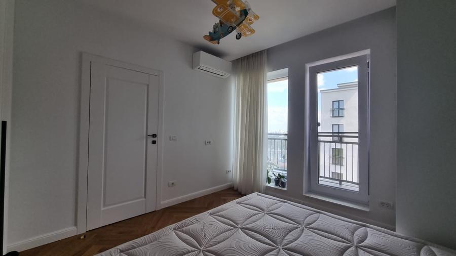 Apartament cu 3 camere decomandat, mobilat în Tineretului