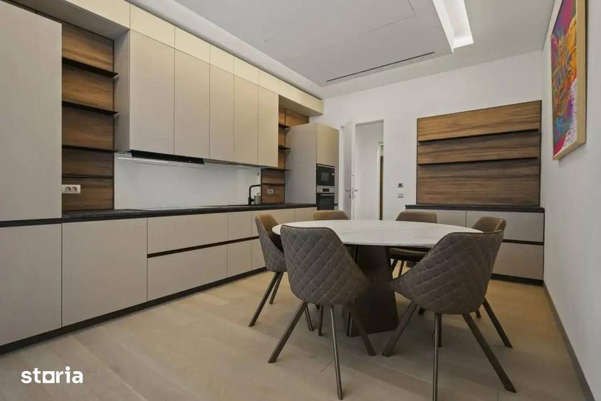 Apartament cu 5 camere, mobilat în Arcul de Triumf