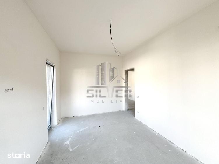 Casă cu 4 camere cu Teren 180 Mp în Florești