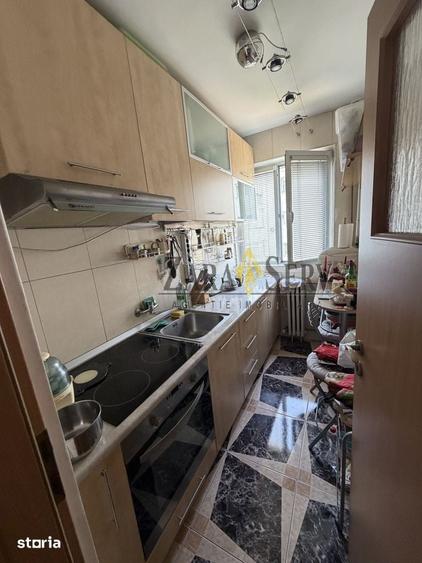 Apartament 3 camere de vanzare, Malu Ro?u Str. ?colii, Etaj 2 - 9