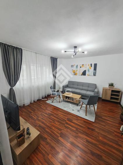 Apartament cu 2 camere decomandat în Calea Moldovei