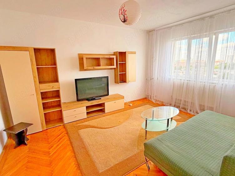Apartament cu 3 camere semidecomandat în Gheorghe Lazăr