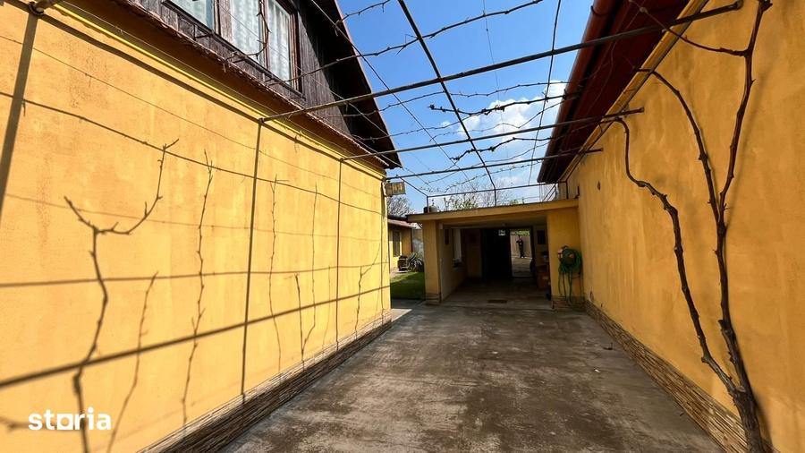 Casă cu 3 camere cu Teren 233 Mp în Dragoș Vodă
