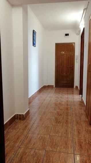 Apartament cu 2 camere nedecomandat în Buzaului