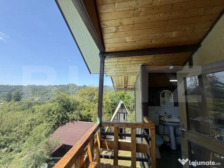 Proprietate de poveste cu piscina, ciubar ?i casu?a i - 14