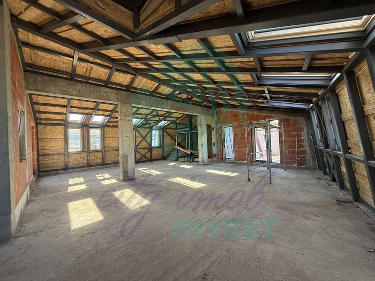 Apartament cu 3 camere decomandat în Unirii