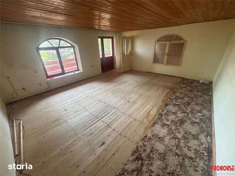 Casă cu 3 camere cu Teren 308 Mp în Central