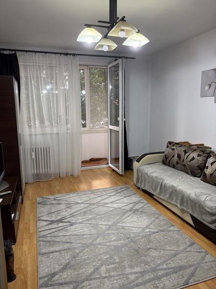 Apartament cu 2 camere decomandat în Ultracentral