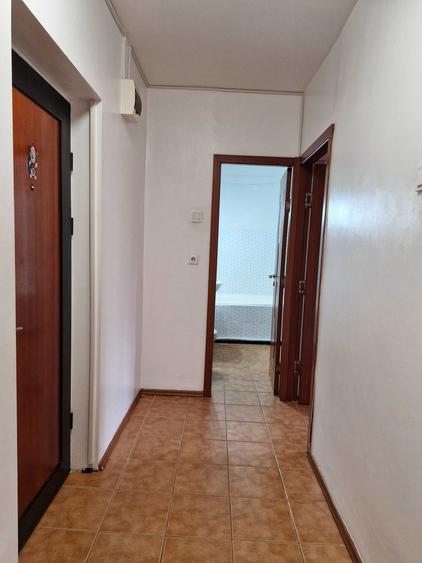 Garsonieră decomandată în Nicolina