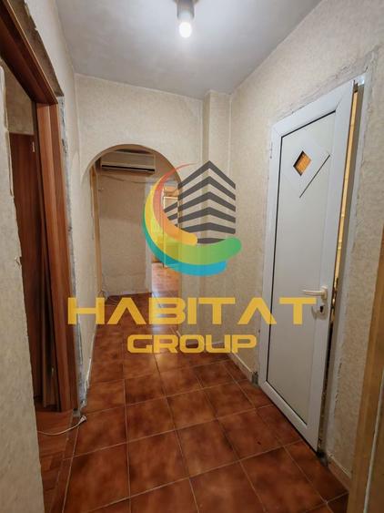 Apartament cu 3 camere decomandat, mobilat în Brâncoveanu
