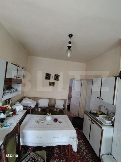 Casă cu 3 camere cu Teren 398 Mp în Central