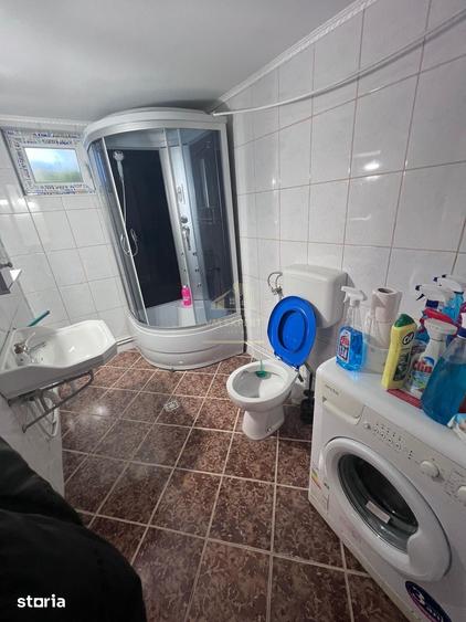 Casă cu 3 camere cu Teren 1709 Mp în Mioarele