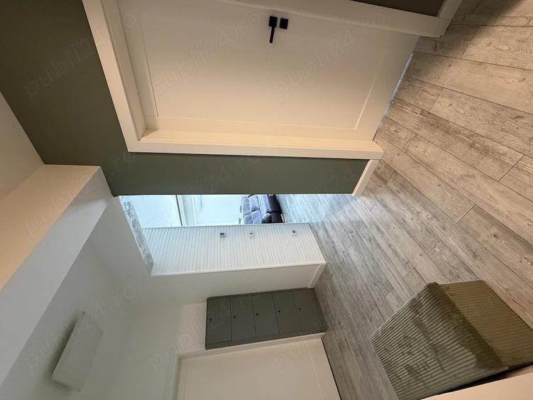 Apartament cu 4 camere decomandat în Lotus
