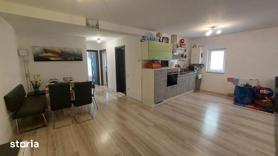 Apartament cu 3 camere în Central
