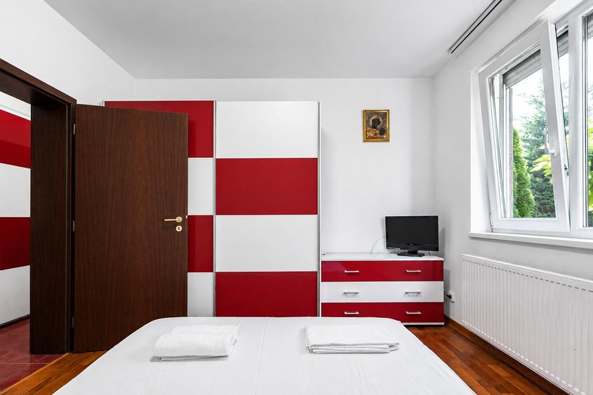 Apartament cu 2 camere decomandat în Giroc