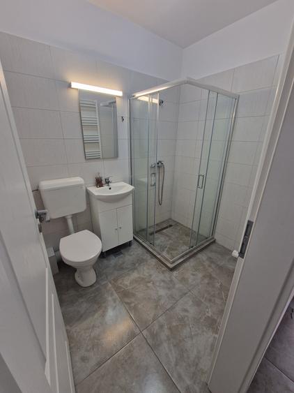 Apartament cu 3 camere decomandat în Brâncoveanu