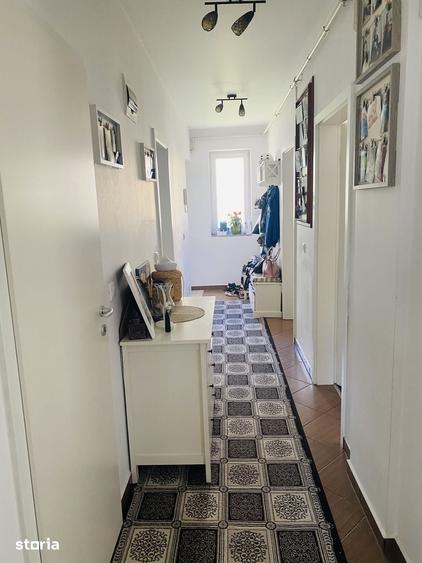 Apartament cu 3 camere în Bartolomeu