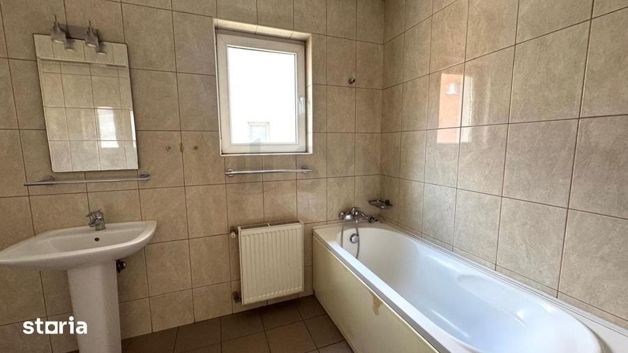 Casă cu 6 camere cu Teren 247 Mp în Floreasca