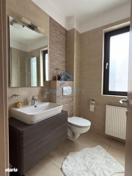 Apartament cu 2 camere, mobilat în Arcul de Triumf