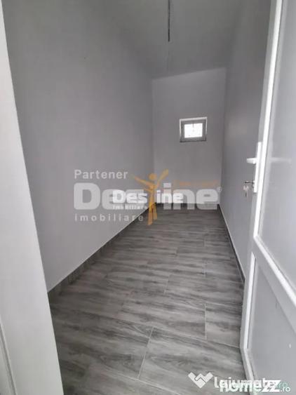 Casă cu 4 camere cu Teren 325 Mp în Valea Adâncă